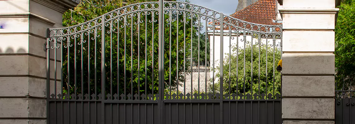 Wooden Swing Gate Repair in Largo, FL