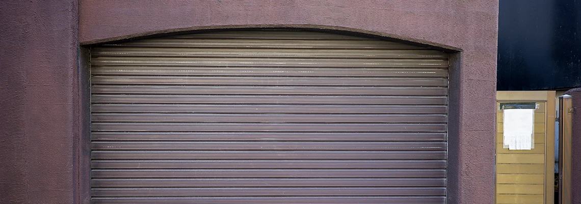 Fallen Garage Door Worn Rollers Replacement in Largo, Florida